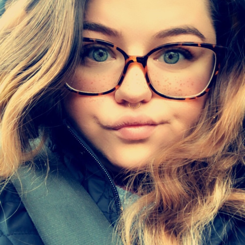 Meet your Posher, Liz